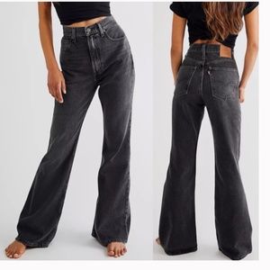 Levi's 70's High Rise Flare Black Jeans in Such A Doozie 28